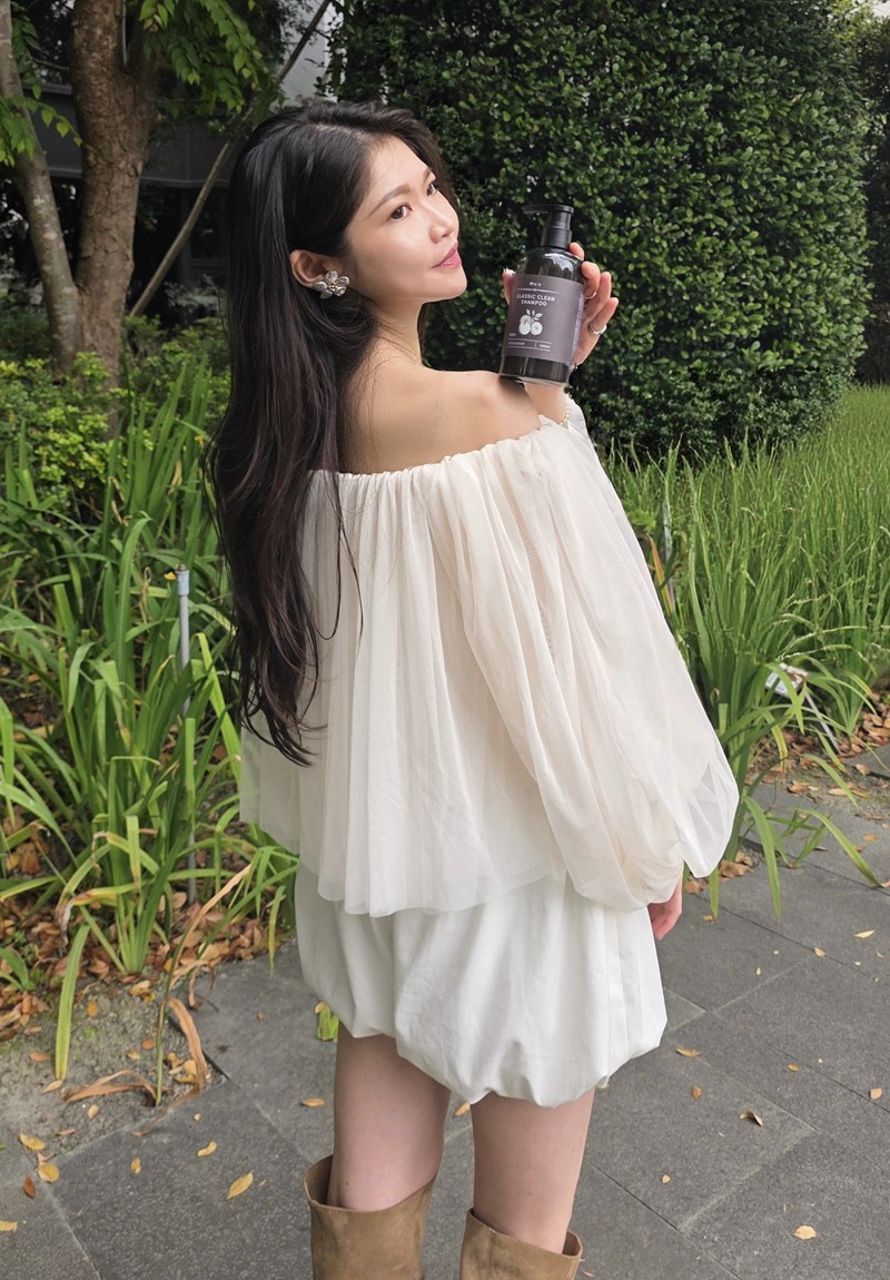 女人知己試用大隊,口碑行銷,部落客行銷,Flora Floral花葉純萃洗淨洗髮精,頭皮專用洗髮精,胺基酸洗髮精,弱酸性洗髮精,零矽靈,頭皮淨化,頭皮清潔,花葉頭皮養護,301純萃洗淨洗髮精,302純萃洗淨洗髮精,沙龍級洗髮精,頭皮養護專家溫和清潔